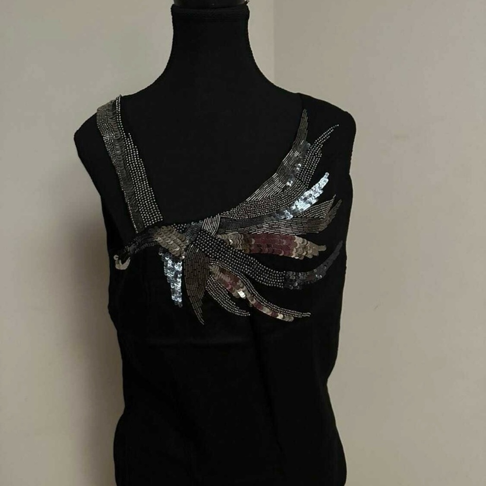 Beautiful sequins top medium/large..